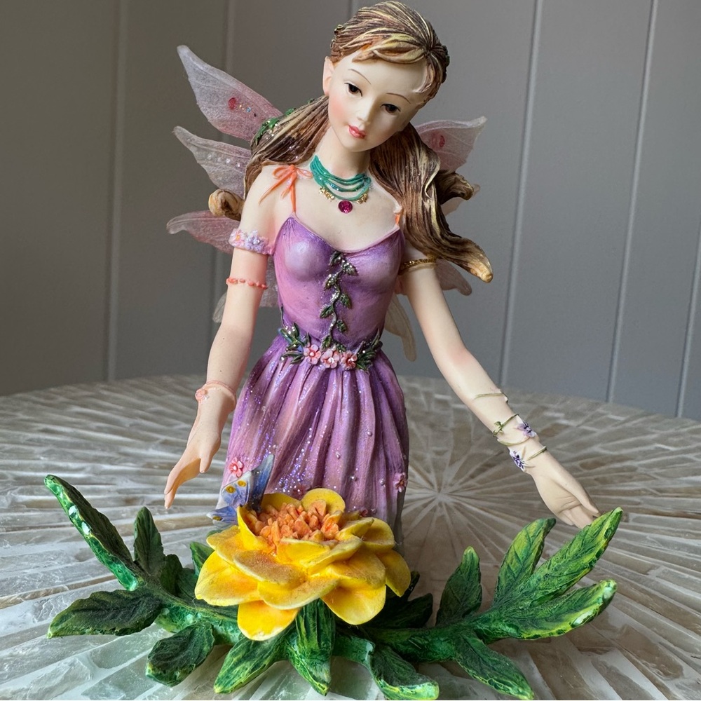 Faerie Glen CALENDIA Fairy Figurine